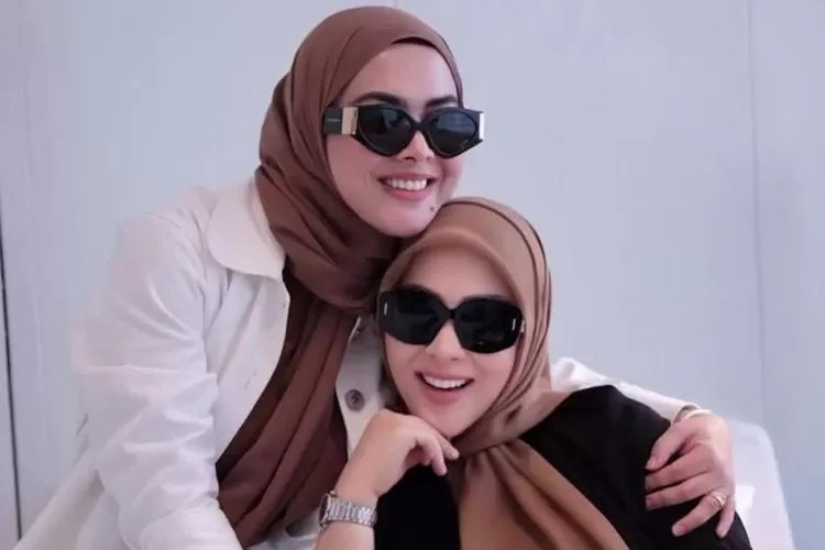 Akhir Kisah Foto Siomay Chef Devina Dicatuti Adik Syahrini untuk Jualan Online